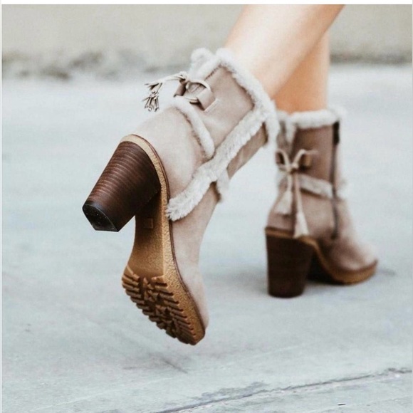 FRYE Jen Shearling Short Boot - taupe size 8 - Picture 2 of 16